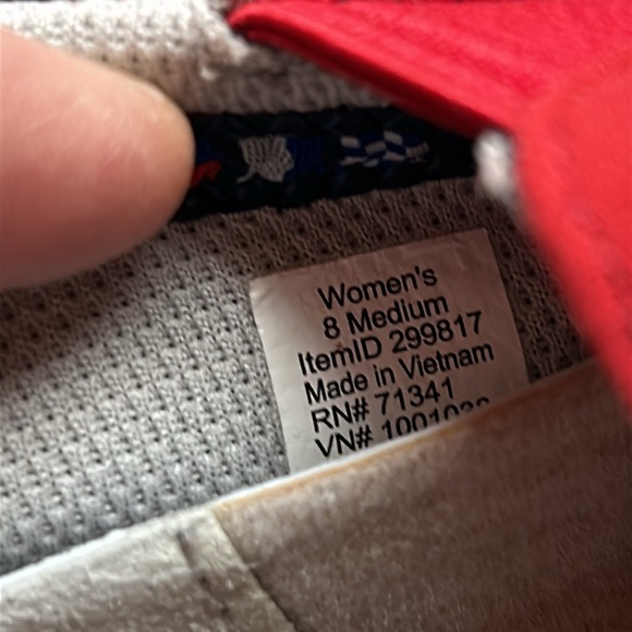 LL Bean Red slip on shoes size 8 - Picture 5 of 6